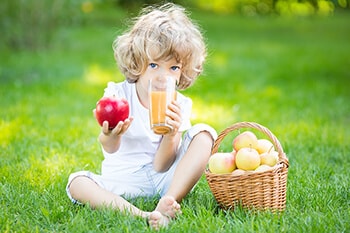 Il succo di frutta nell’alimentazione dei bambini